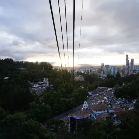 Bogotá se mantiene entre los 25 destinos tendencia del mundo según los premios Travellers’ Choice de TripAdvisor 2025