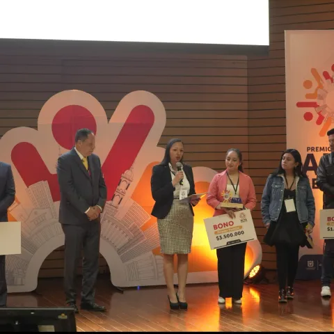 Turismo Bogotá recibe seis reconocimientos por su liderazgo en la gestión y compromiso con la excelencia