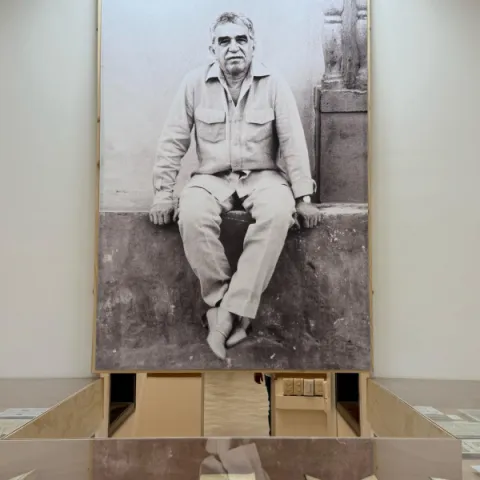 Sumérgete en el universo de Gabo con la exposición “Todo se sabe: el cuento de la creación de García Márquez” en la Biblioteca Nacional