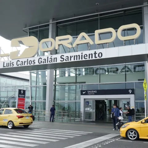 Bogotá lanza estrategia de Información al Turista con énfasis en Seguridad, para proteger y orientar a turistas desde su llegada al Aeropuerto El Dorado