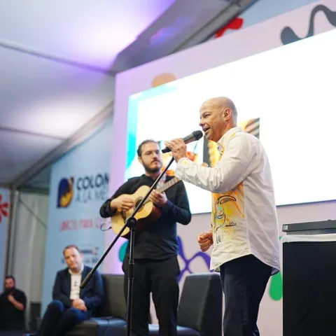 Así suena Bogotá: el libro Bogotá, tu casa debuta en la FILBo 2025 con un lanzamiento musical que celebra los sonidos del turismo en la ciudad