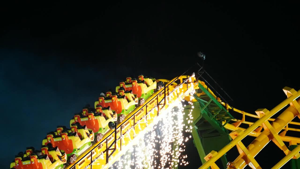 New Roller Coaster Opens in Bogotá: Salitre Mágico Debuts Rallus