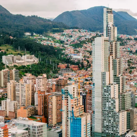 Turismo Bogotá rechaza agresión contra ciudadano extranjero por no participar de protestas