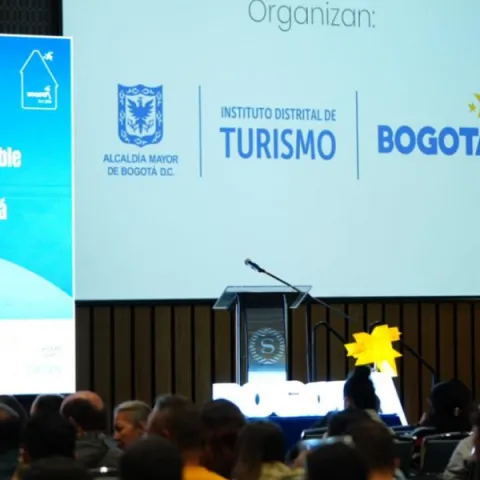 600 actores del turismo fortalecen capacidades para hacer del servicio al cliente una experiencia inolvidable