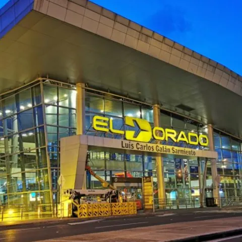 Bogotá exige mayores controles tras denuncia de irregularidades en el control aéreo de El Dorado