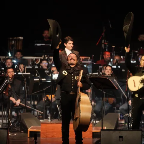 Mariachi Internacional de Guadalajara y la Orquesta Filarmónica rindieron sentido homenaje a Bogotá en sus 486 años de fundación
