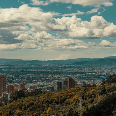 Bogotá, reconocida por los ‘Oscar del Turismo’ como destino de negocios líder en Sudamérica 2024