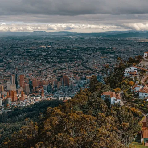 Turismo Bogotá abre convocatoria para reconocer a hoteles, aerolíneas, agencias y más en la Gran Gala de Turismo Sostenible