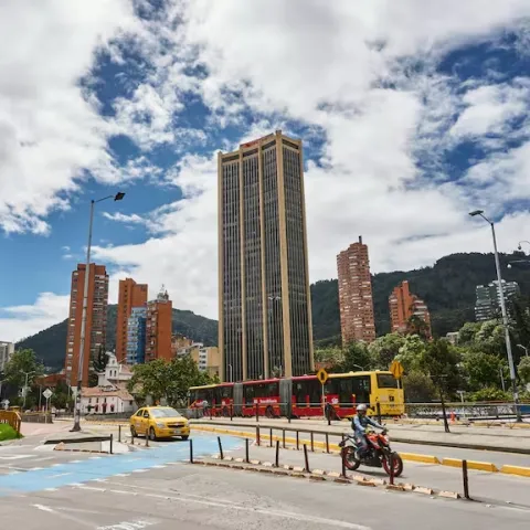 Movilidad, infraestructura y turismo: los temas en la primera cumbre de Bogotá Moderna 