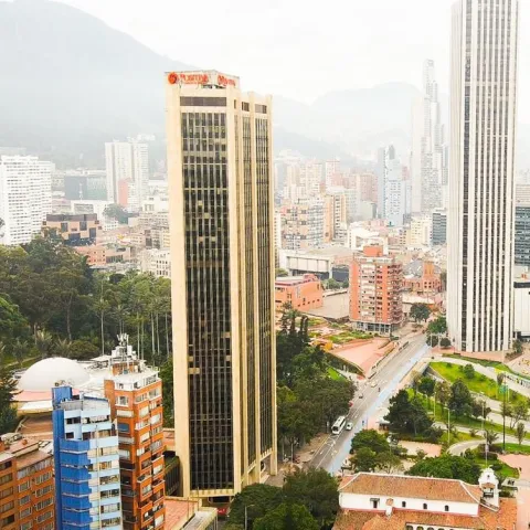 Bogotá inicia la ruta para convertirse en un Destino Turístico Inteligente con el apoyo del IDT y SEGITTUR