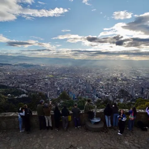 Bogotá marca las tendencias del turismo en 2025: más visitantes, experiencias gastronómicas y viajes sostenibles
