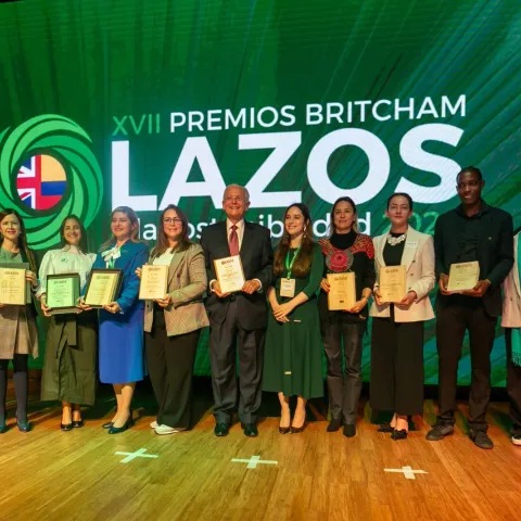 Bogotá impulsa la sostenibilidad empresarial  y acompaña los Premios Lazos 2025 de la Cámara Colombo Británica