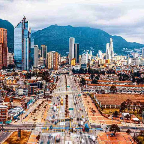 Bogotá supera los 1,7 millones de visitantes internacionales en 2025 y fortalece su proyección global