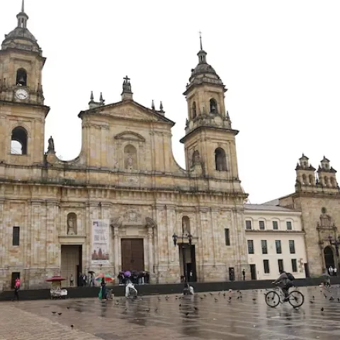 Catedral Primada de Colombia en la Plaza Bolívar, Bogotá. Foto: Instituto Distrital de Turismo de Bogotá