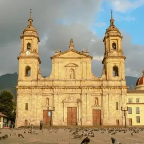 La Catedral Primada, considerada uno de los iconos de BogotáAlcaldía de Bogotá
