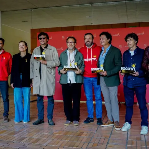 Bogotá nombra la emblemática banda Poligamia como Embajadora de la ciudad en el preámbulo de su regreso a los escenarios en el Festival Cordillera