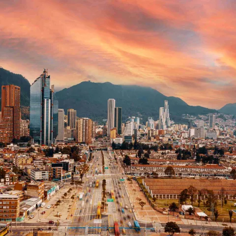 Razones por las que Bogotá se consolida como el principal destino de turismo médico en Colombia