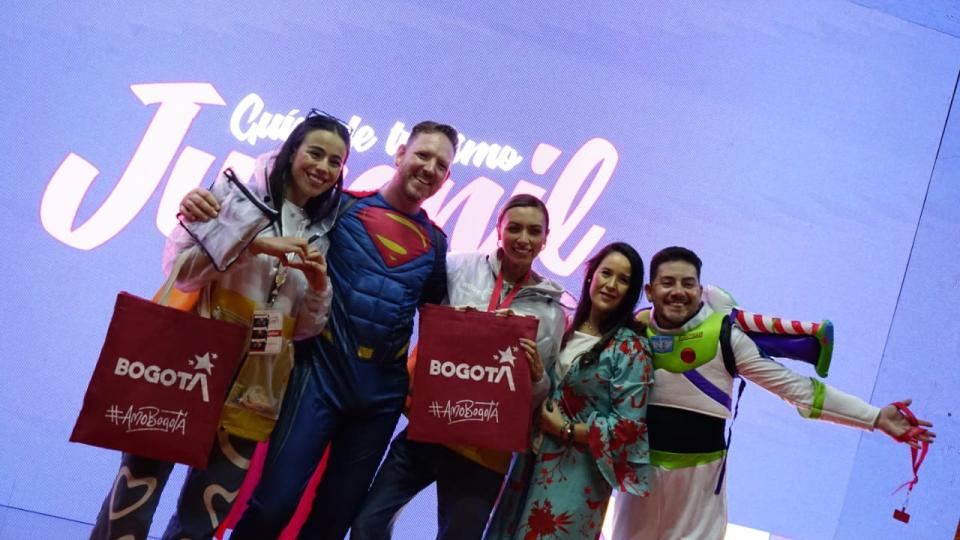 Descubre la vibrante Bogotá: Lanzamiento de la innovadora Guía Turística Juvenil