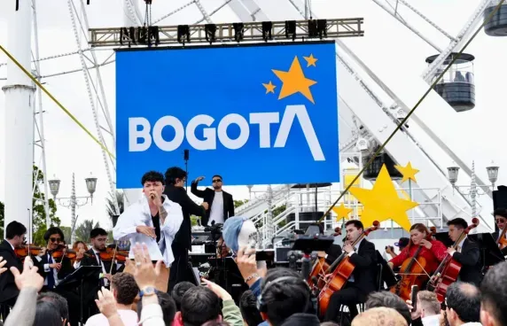 Bogotá vibró con el primer concierto de Freestyle Filarmónico del mundo