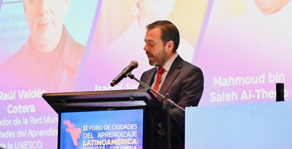 Bogotá se posiciona como un centro de desarrollo de turismo y reuniones de negocios al ser sede del II Foro de Ciudades del Aprendizaje de Latinoamérica 2024