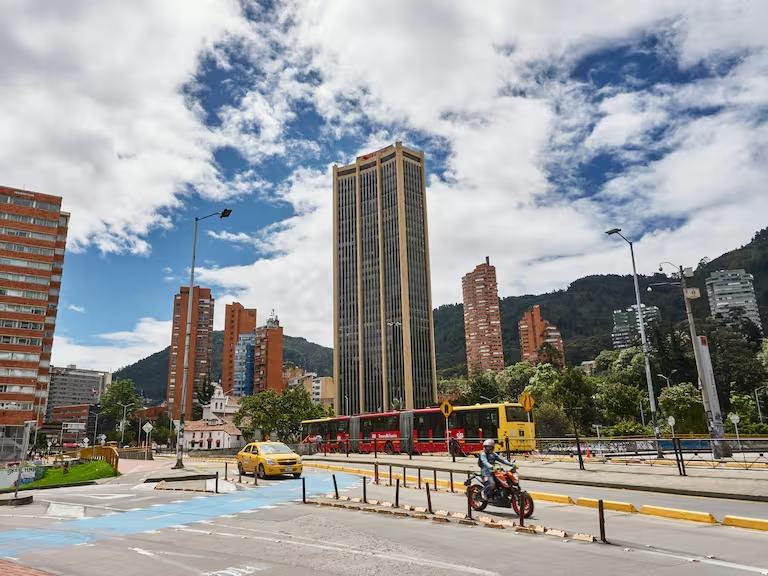 Movilidad, infraestructura y turismo: los temas en la primera cumbre de Bogotá Moderna 