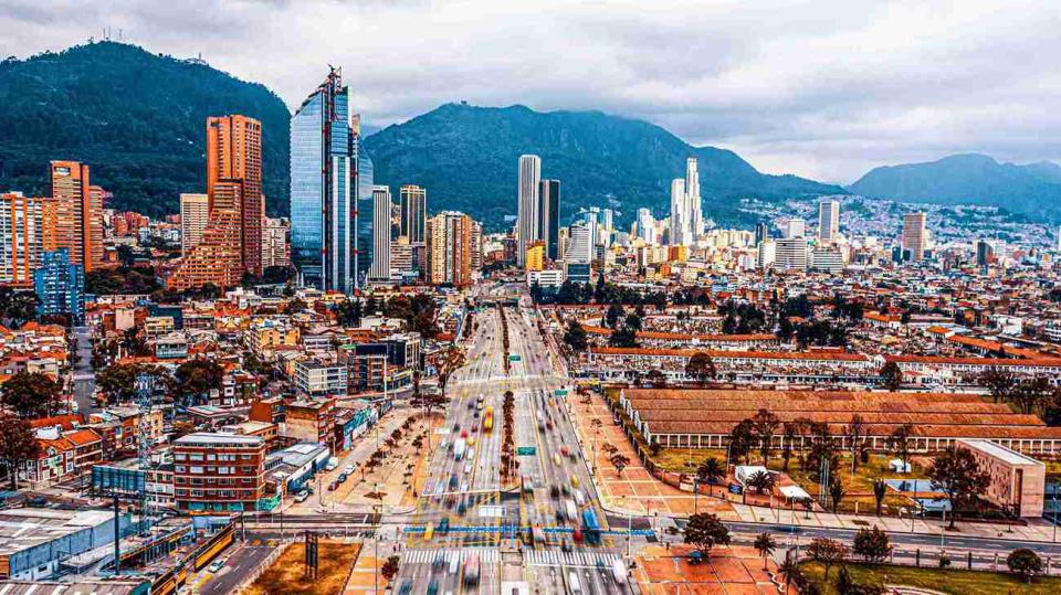 Bogotá supera los 1,7 millones de visitantes internacionales en 2025 y fortalece su proyección global