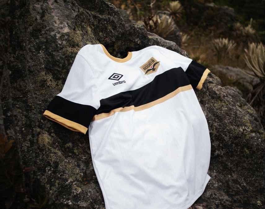Internacional de Bogotá: Nueva Imagen, nueva Camiseta