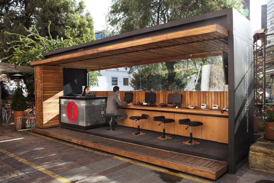 Puntos de Información Turística de Bogotá / obraestudio + Camilo Delgadillo