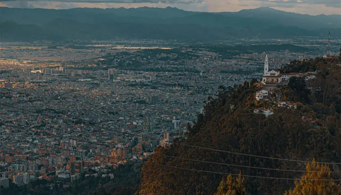 Escala con encanto: Bogotá busca convertir las conexiones en experiencias turísticas