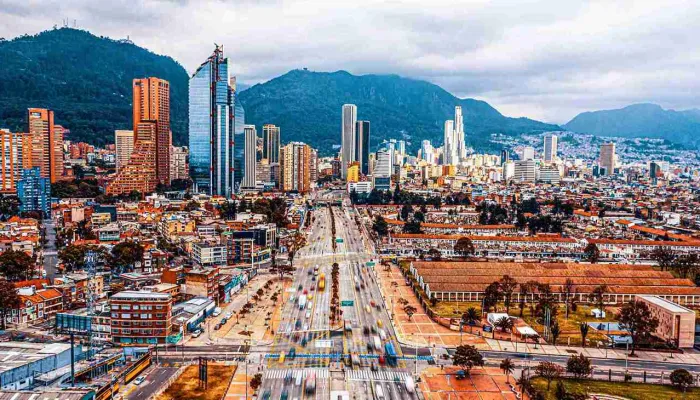 Bogotá supera los 1,7 millones de visitantes internacionales en 2025 y fortalece su proyección global