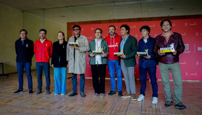 Bogotá nombra la emblemática banda Poligamia como Embajadora de la ciudad en el preámbulo de su regreso a los escenarios en el Festival Cordillera