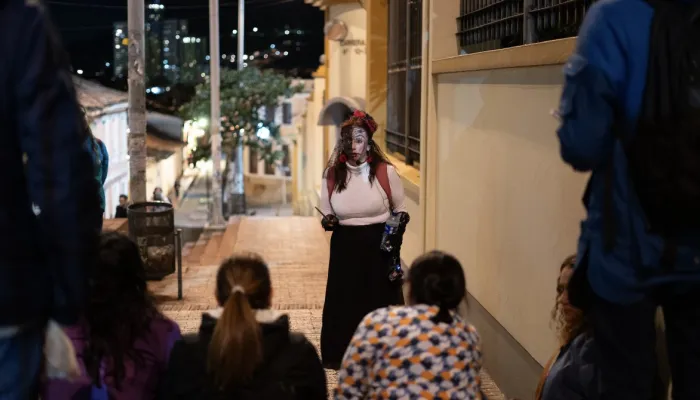 Fantasmas en La Candelaria: el recorrido gratuito para descubrir los mitos y leyendas de Bogotá