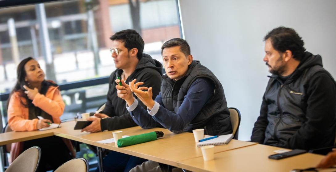 Bogotá escucha a sus guías profesionales de turismo para construir un sector más fuerte, sostenible y articulado