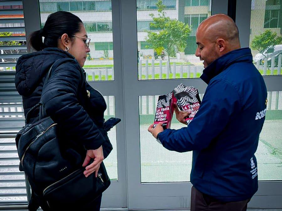 En el Día Mundial contra la Trata de Personas, la Oficina de Turismo de Bogotá lidera acciones que movilizan a más de 1.900 personas contra este delito