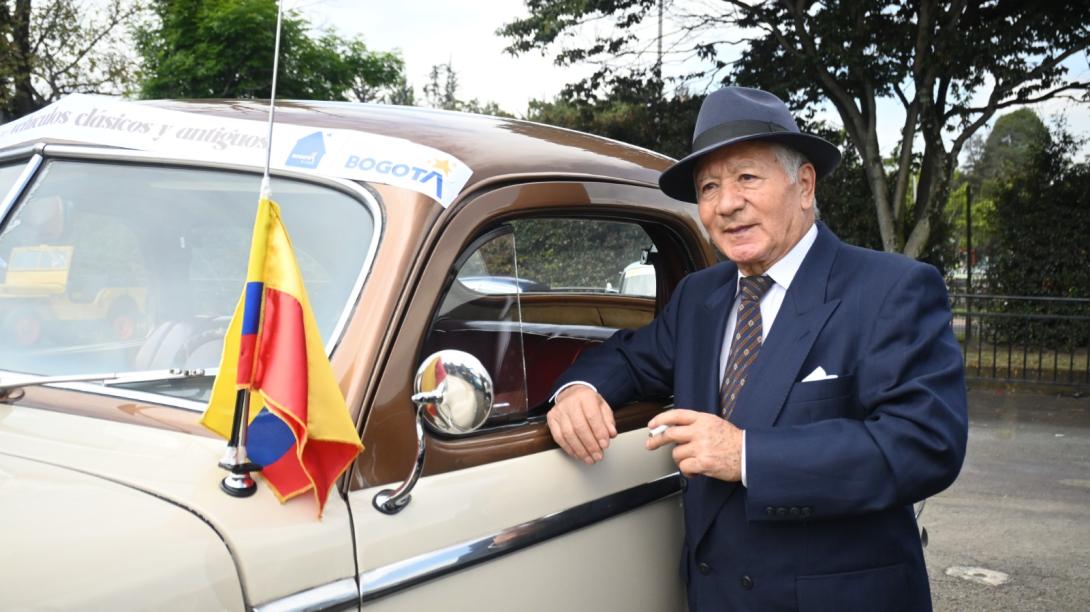 Bogotá celebra su historia sobre ruedas con la segunda edición del Desfile de Autos Clásicos y Antiguos
