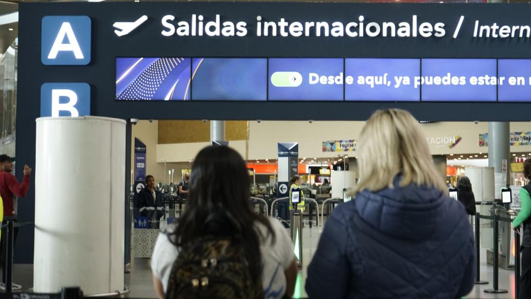 Bogotá rechaza actos de discriminación cometidos por una aerolínea en el aeropuerto El Dorado y anuncia acciones institucionales para garantizar un turismo incluyente