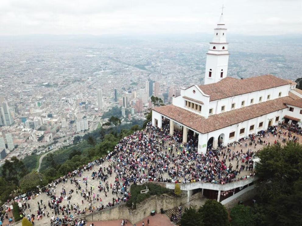 Monserrate en Semana Santa 2026: horarios, restricciones y recomendaciones para visitar el templo por el sendero peatonal