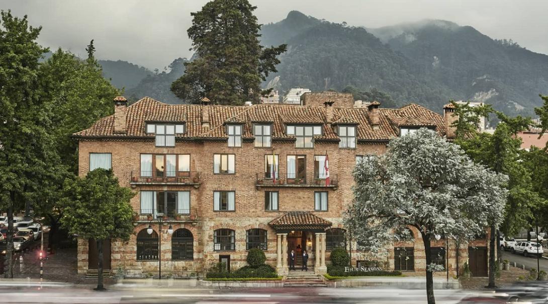 Four Seasons Hotel Bogotá Casa Medina, hotel de Bogotá reconocido entre los mejores de Centro y Sudamérica en 2026