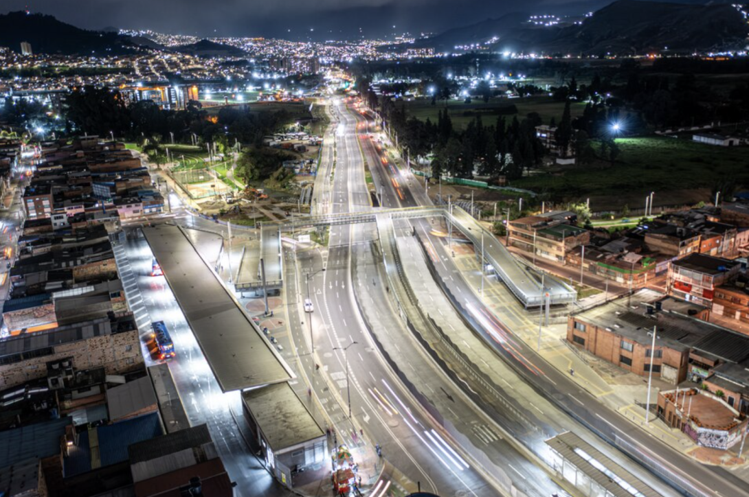 Galán celebra aprobación del Acuerdo por una Ciudad Inteligente: habrá cambios en el alumbrado y reducción del ICA en Bogotá